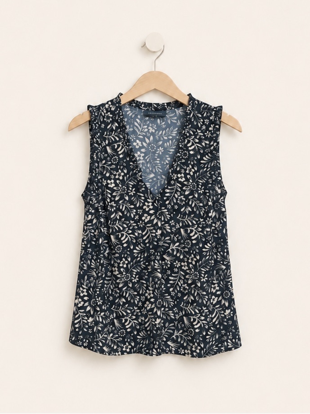 ModCloth Floral Ruffle Blouse - Picture 13 of 13
